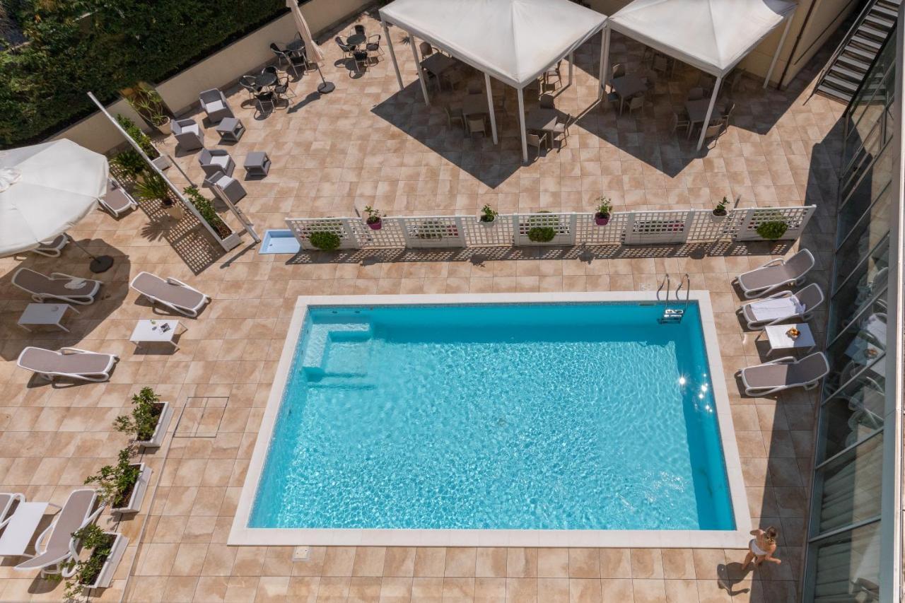 Hotel Concorde Camerano Kültér fotó