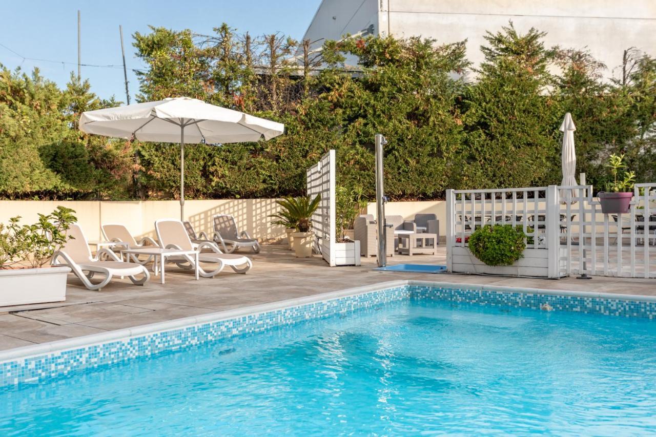 Hotel Concorde Camerano Kültér fotó