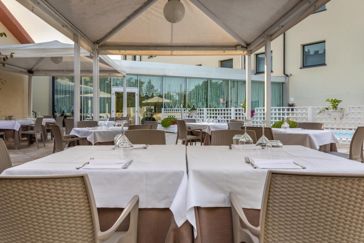 Hotel Concorde Camerano Kültér fotó